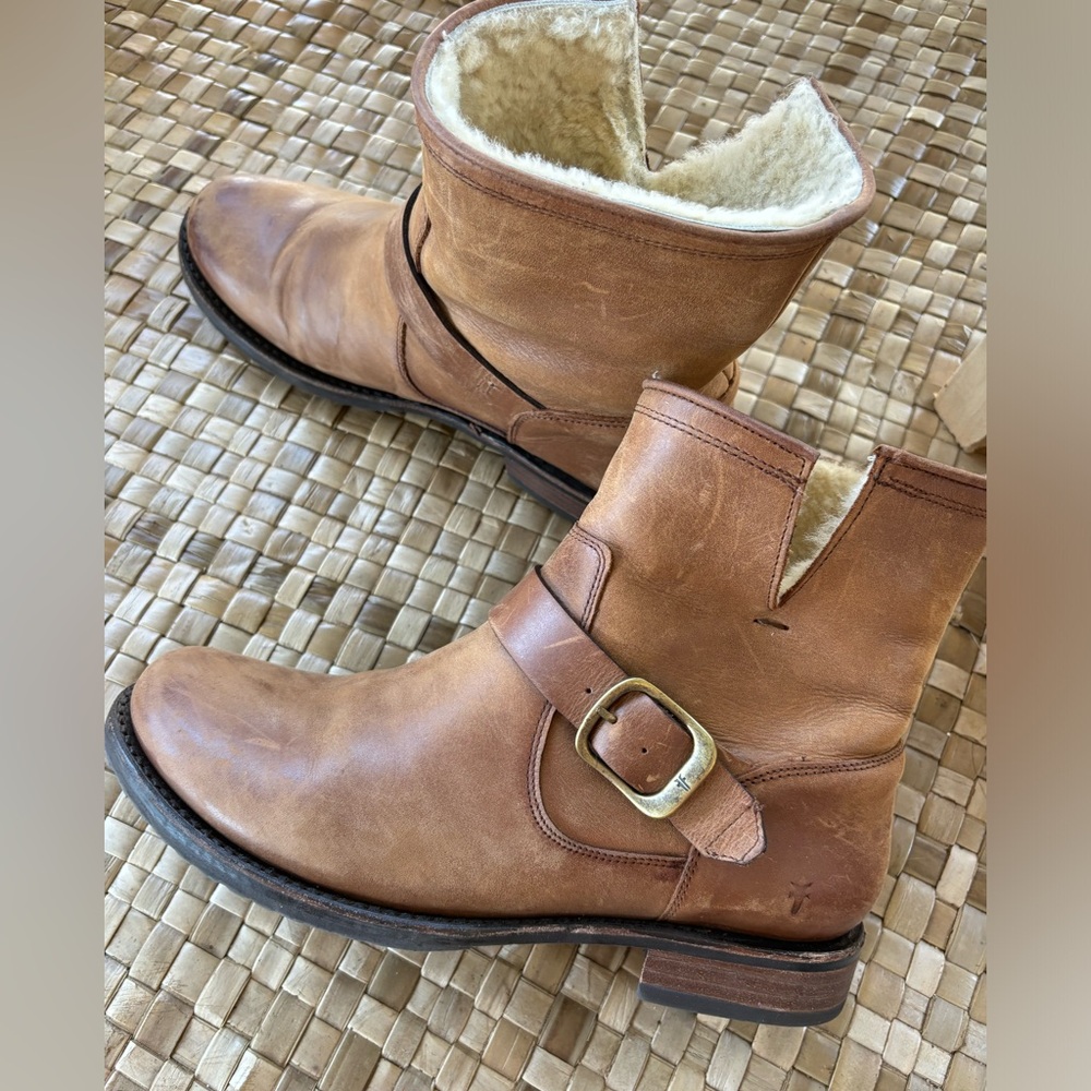 FRYE Veronica Sheerling Booties